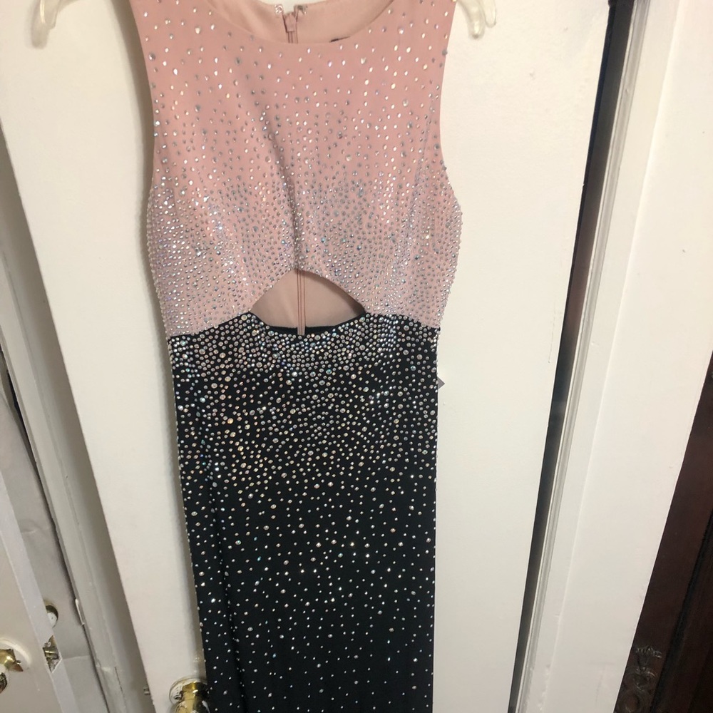 Betsy Adam long dress pink and black with diamond